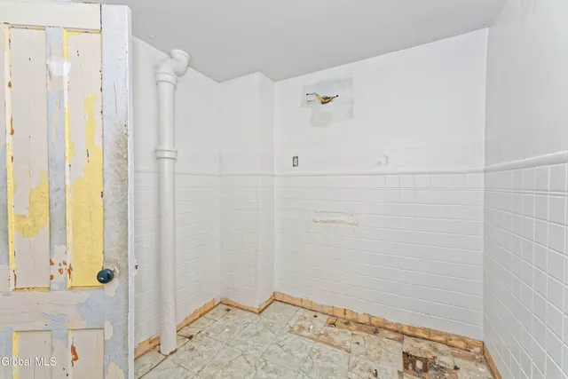 $74,900 | 6 Mason Street, Johnstown, NY 12095