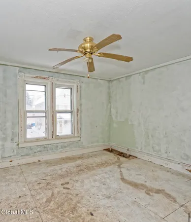 $74,900 | 6 Mason Street, Johnstown, NY 12095