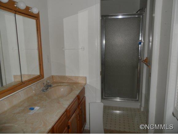 75 Uplands Road Brevard, NC 28712 - Photo 11 of 17 Gallery Image 11