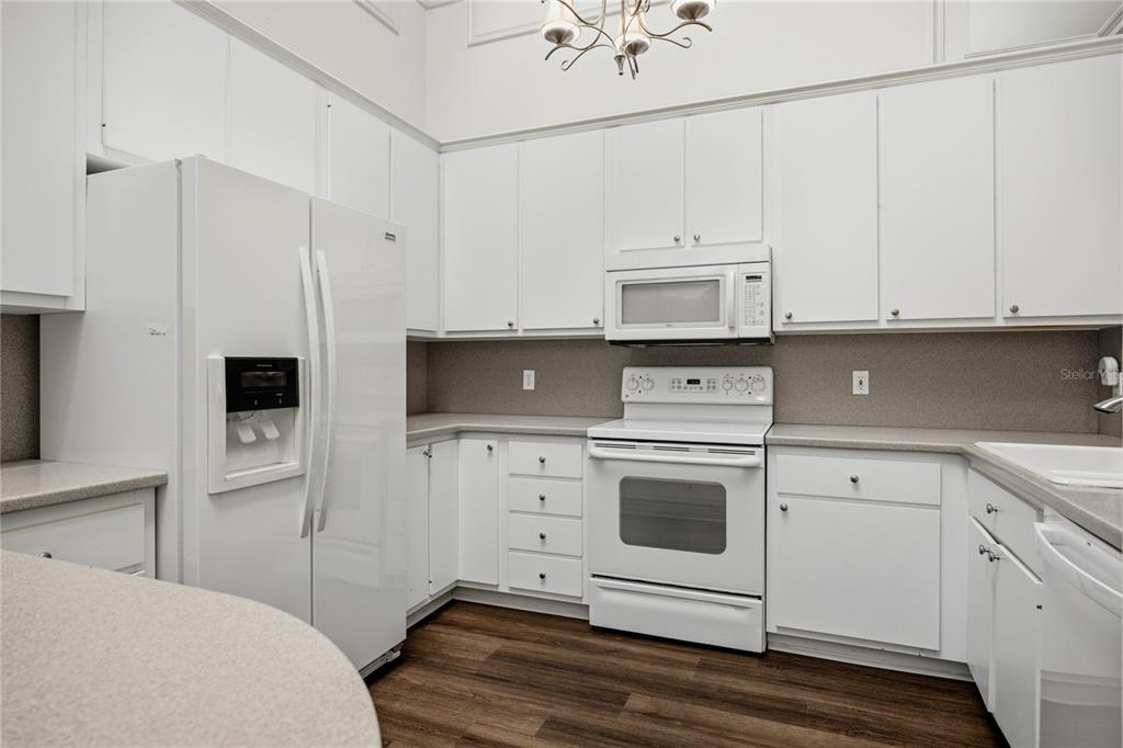 5040 Southwest 9 Lane Gainesville, FL 32607 - Photo 3 of 43 Gallery Image 3