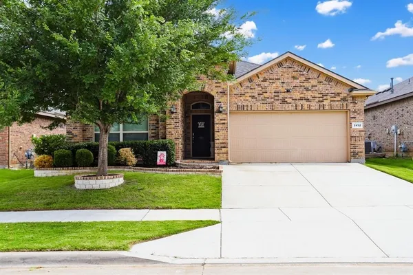 $375,000 | 2452 Clay Creek Lane, Fort Worth, TX 76177