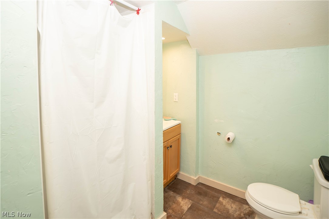 1302 Fulton Road Northwest Canton, OH 44703 - Photo 24 of 37