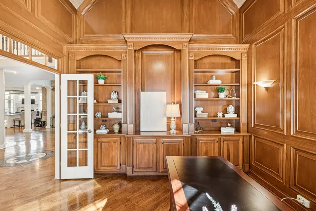 $1,075,000 | 691 Reserve Court, South Elgin, IL 60177