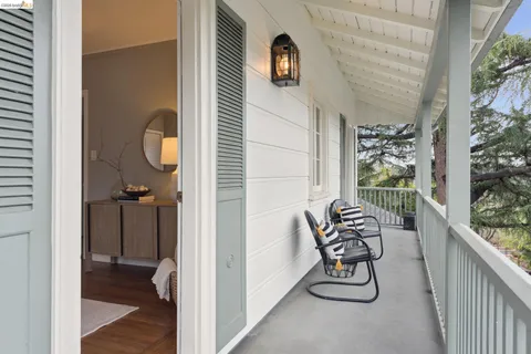 $2,295,000 | 140 Cambridge Way, Piedmont, CA 94611