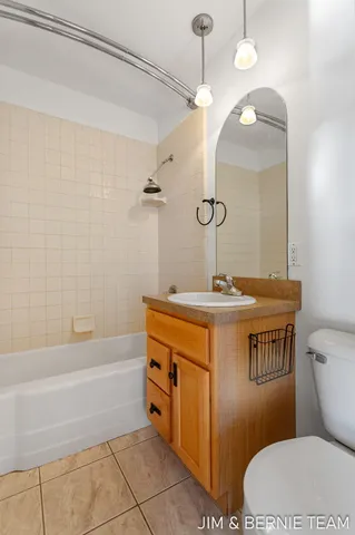 $369,900 | 17 West 10th Street, Unit 420, Holland, MI 49423