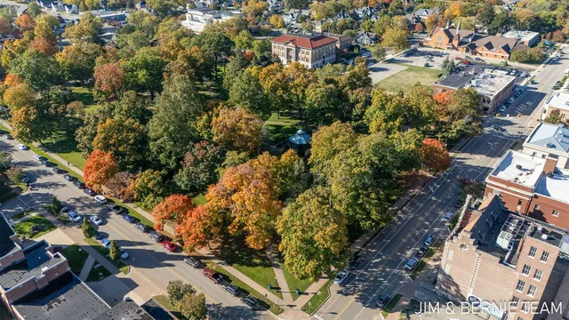 $369,900 | 17 West 10th Street, Unit 420, Holland, MI 49423