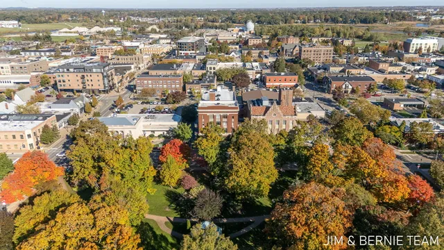 $369,900 | 17 West 10th Street, Unit 420, Holland, MI 49423