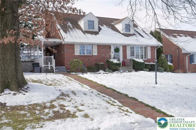 $319,900 | 120 Avenue East, Schuylkill Haven, PA 17972