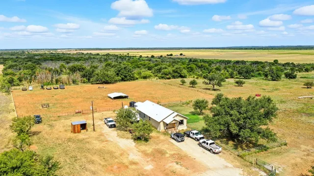 $2,000,000 | 200 Strother Road, Newcastle, TX 76372