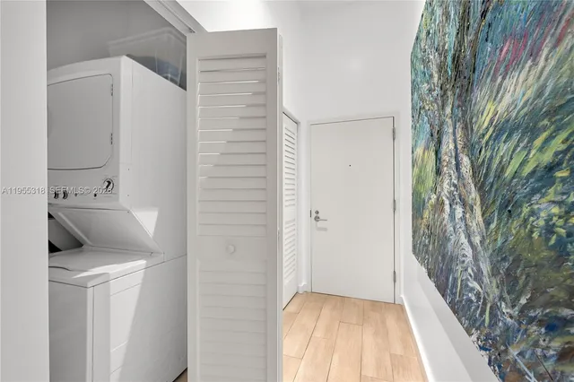 $589,000 | 1600 Southwest 1st Avenue, Unit 307, Miami, FL 33129