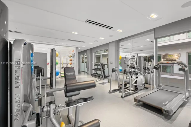 $589,000 | 1600 Southwest 1st Avenue, Unit 307, Miami, FL 33129