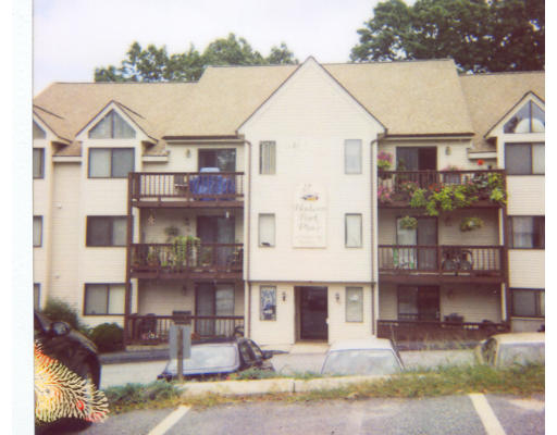 a view of house and outdoor space