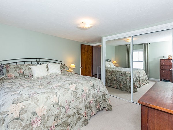 61 Spring Street Stoneham, MA 02180 - Photo 11 of 21 Gallery Image 11
