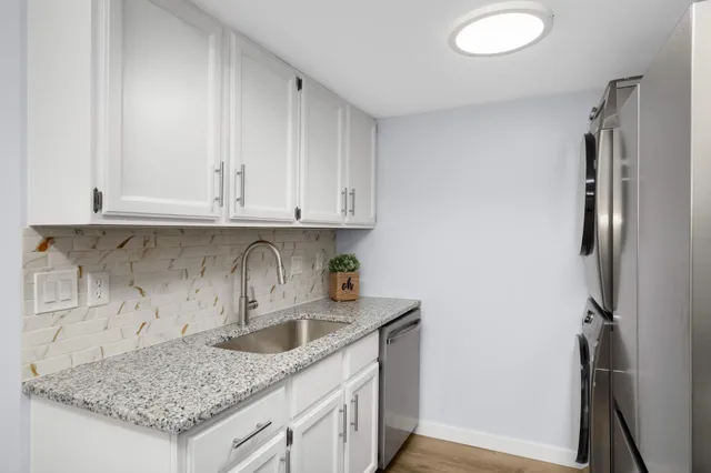 $285,000 | 3650 Gettysburg Avenue South, Unit 100, St. Louis Park, MN 55426