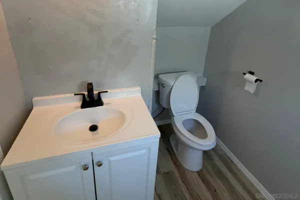 $1,750 | 2578 L Street, Unit 1, San Diego, CA 92102