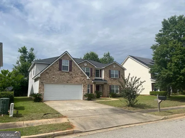 $384,800 | 901 Broderick Circle, Warner Robins, GA 31088