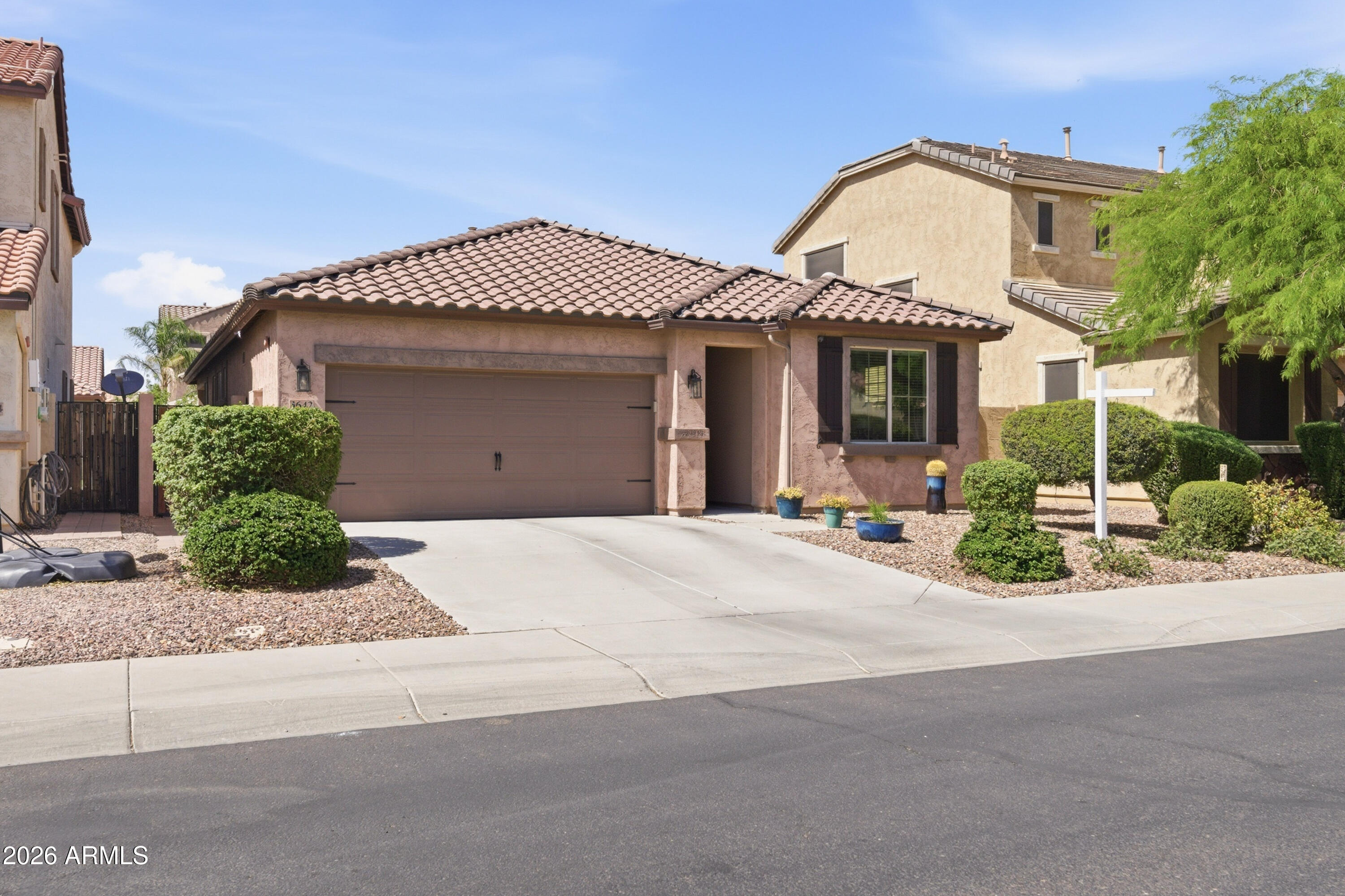 3642 East Ficus Way Gilbert, AZ 85298 - Photo 6 of 45 1c