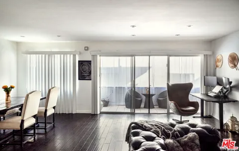 $845,000 | 7259 Hillside Avenue, Unit 202, Los Angeles, CA 90046