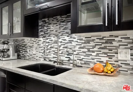 $845,000 | 7259 Hillside Avenue, Unit 202, Los Angeles, CA 90046