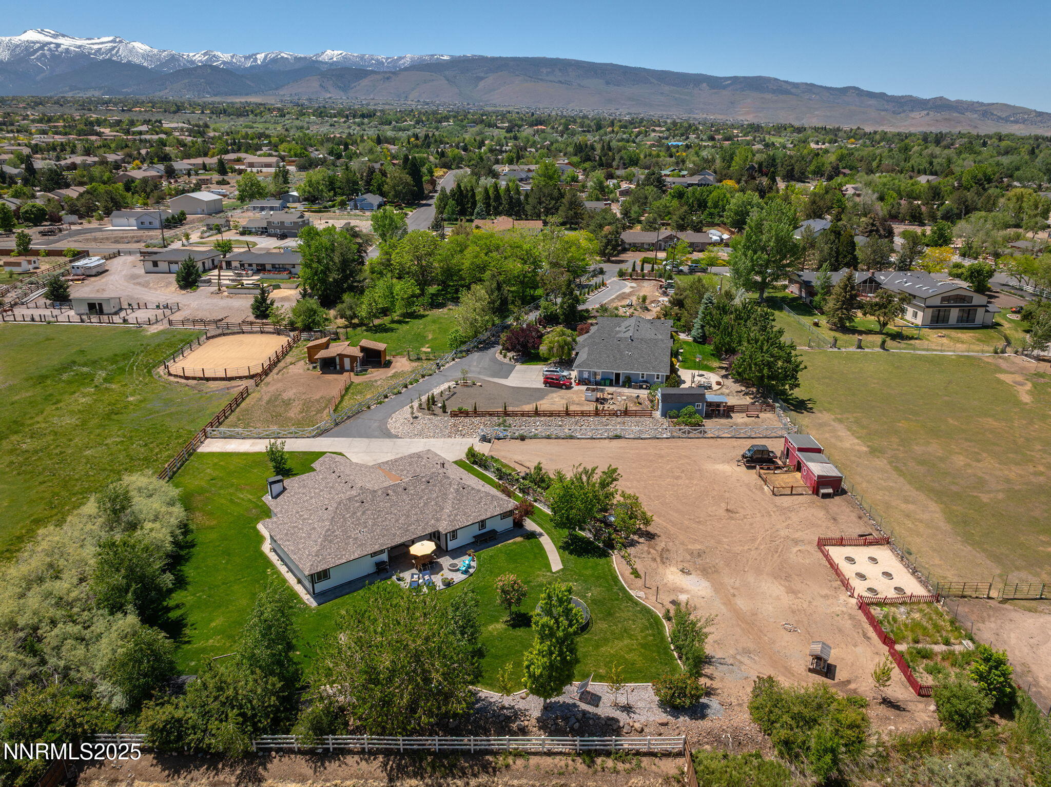 13060 Valley Springs Road Reno, NV 89511 - Photo 47 of 54 an aerial view of residential houses with outdoor space and river