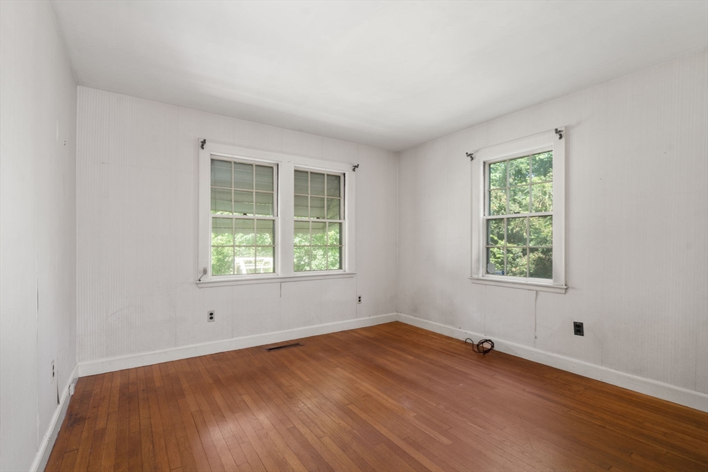 3 Pall Mall Walpole, MA 02032 - Photo 20 of 42