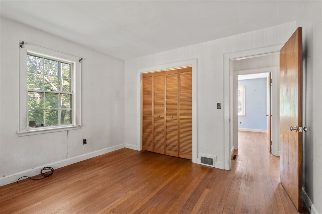 3 Pall Mall Walpole, MA 02032 - Photo 21 of 42