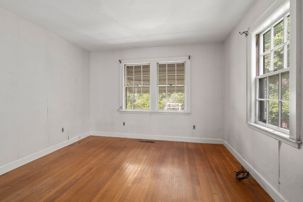 3 Pall Mall Walpole, MA 02032 - Photo 22 of 42