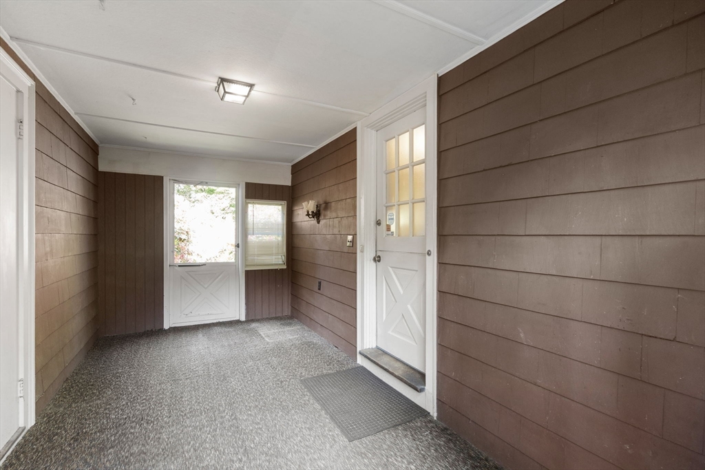 3 Pall Mall Walpole, MA 02032 - Photo 35 of 42