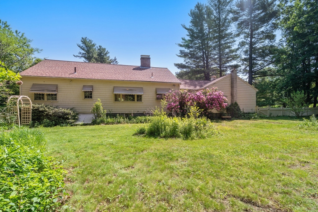 3 Pall Mall Walpole, MA 02032 - Photo 40 of 42