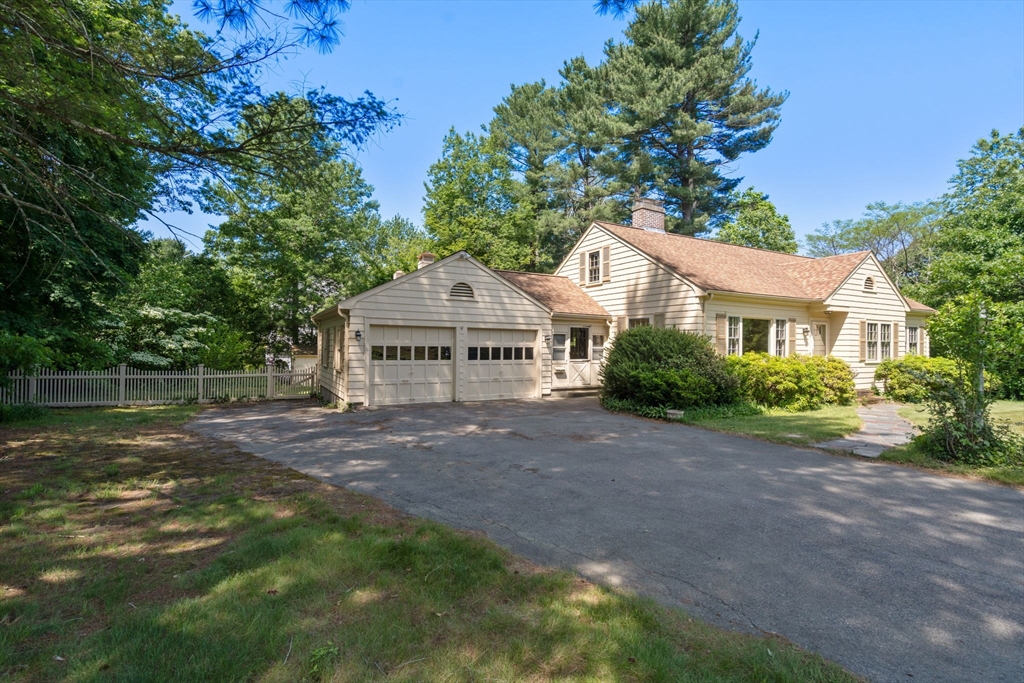 3 Pall Mall Walpole, MA 02032 - Photo 4 of 42