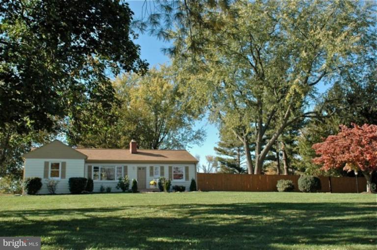 19289 Gleedsville Road Leesburg, VA 20175 - Photo 1 of 29 Exterior (Main)