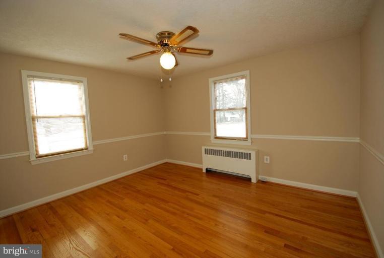 19289 Gleedsville Road Leesburg, VA 20175 - Photo 2 of 29 Bedroom #2