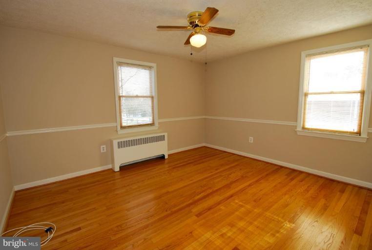 19289 Gleedsville Road Leesburg, VA 20175 - Photo 4 of 29 Bedroom #1