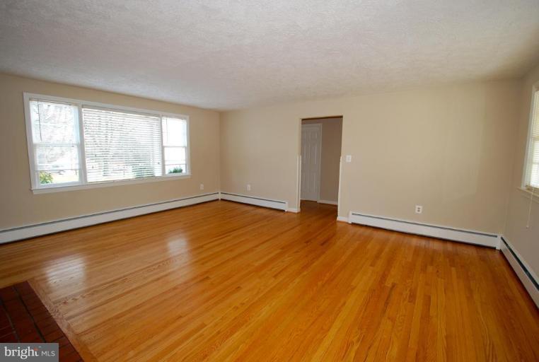 19289 Gleedsville Road Leesburg, VA 20175 - Photo 7 of 29 Family Room #2