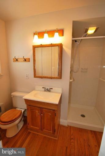 19289 Gleedsville Road Leesburg, VA 20175 - Photo 9 of 29 Bath #2