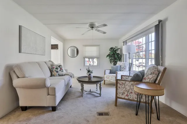 $199,000 | 19 A Winter Street, Salem, NH 03079