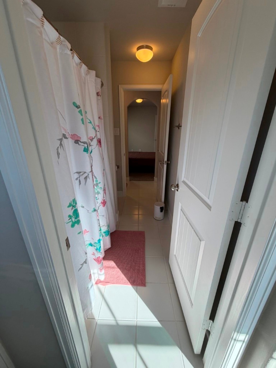 4610 Center Street Houston, TX 77007 - Photo 30 of 36 a view of an entryway