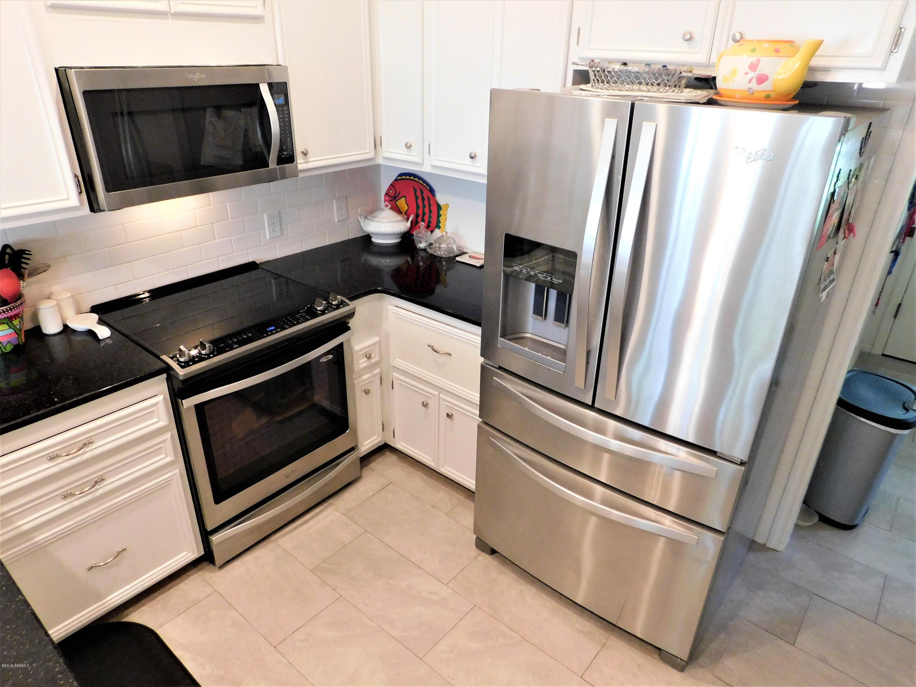 84 Bay Point Road St. Helena Island, SC 29920 - Photo 38 of 45 Kitchen Appliances