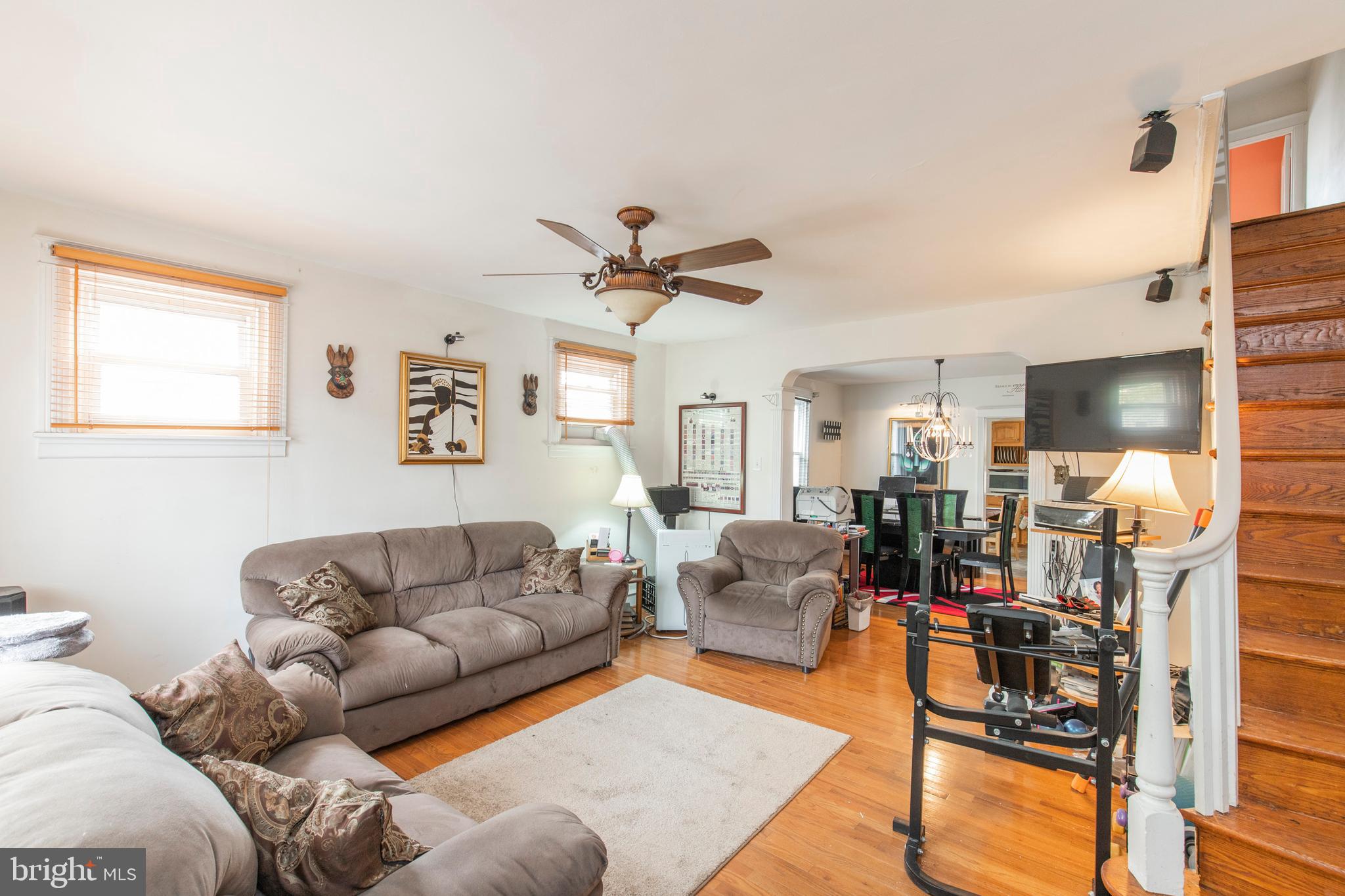 299 Sanford Road Upper Darby, PA 19082 - Photo 2 of 35 Hardwood Floors
