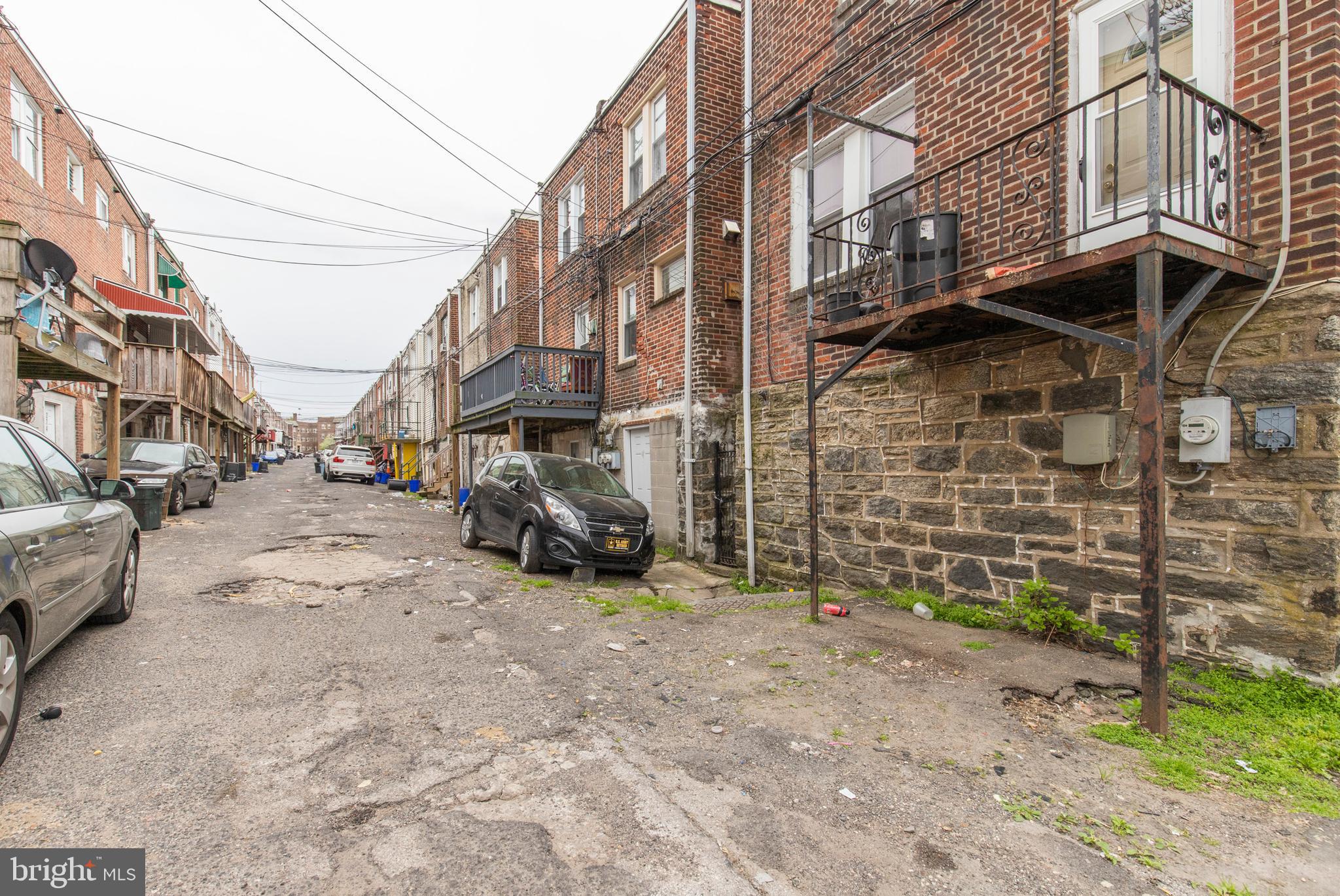299 Sanford Road Upper Darby, PA 19082 - Photo 29 of 35 Back Alley