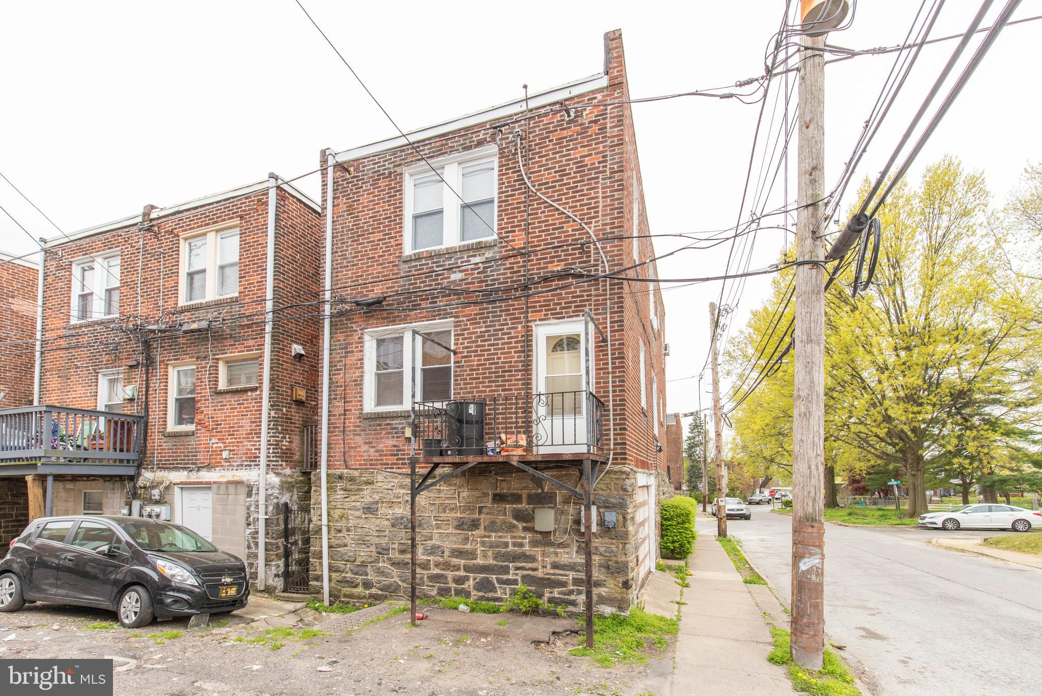 299 Sanford Road Upper Darby, PA 19082 - Photo 32 of 35