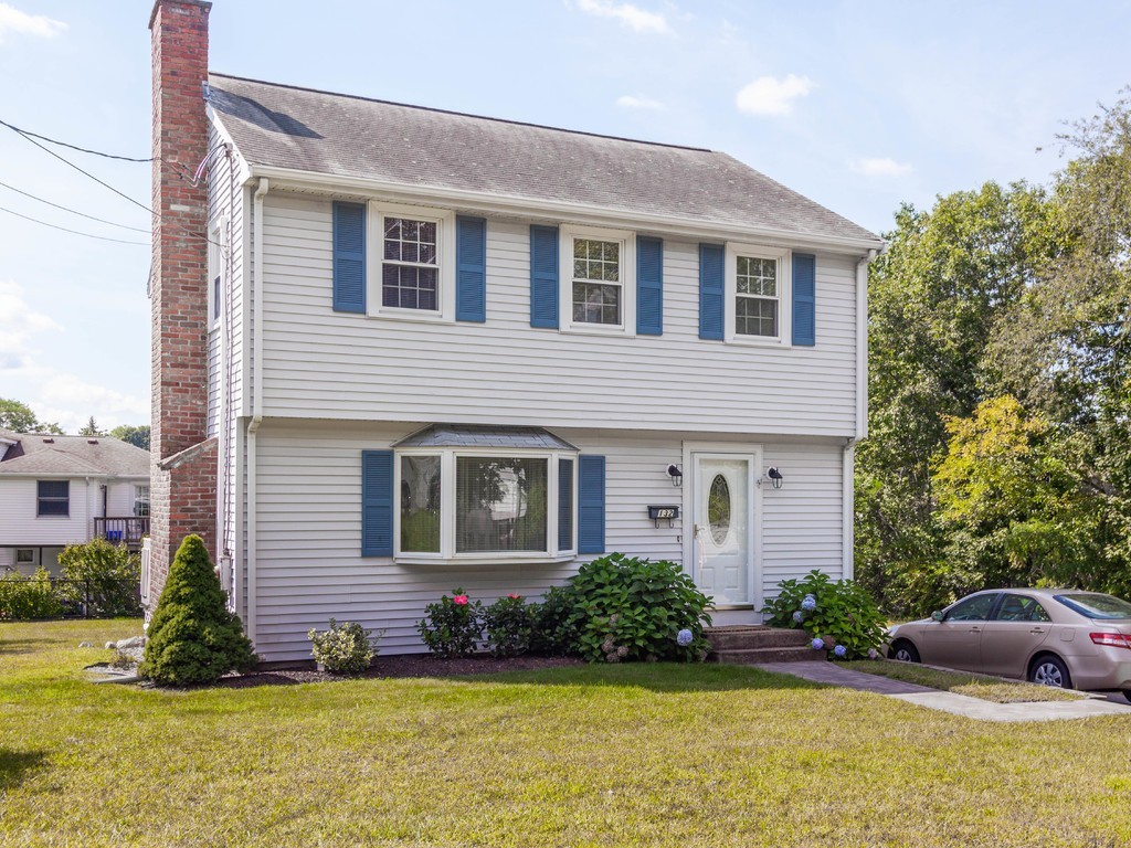 132 Hillcrest Road Waltham, MA 02451 - Photo 30 of 30 Gallery Image 30