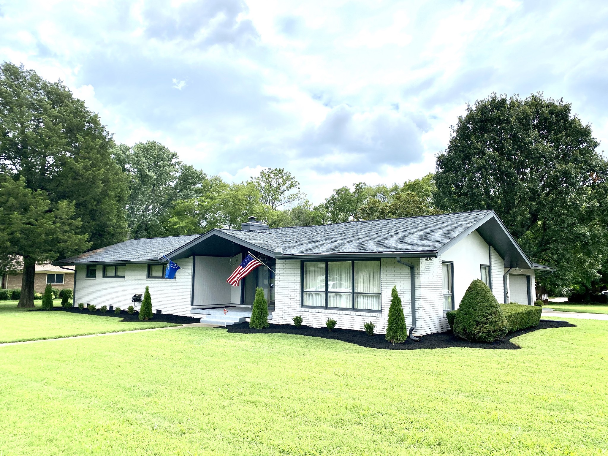 802 North Rutherford Boulevard Murfreesboro, TN 37130 - Photo 1 of 24 Gallery Image 1
