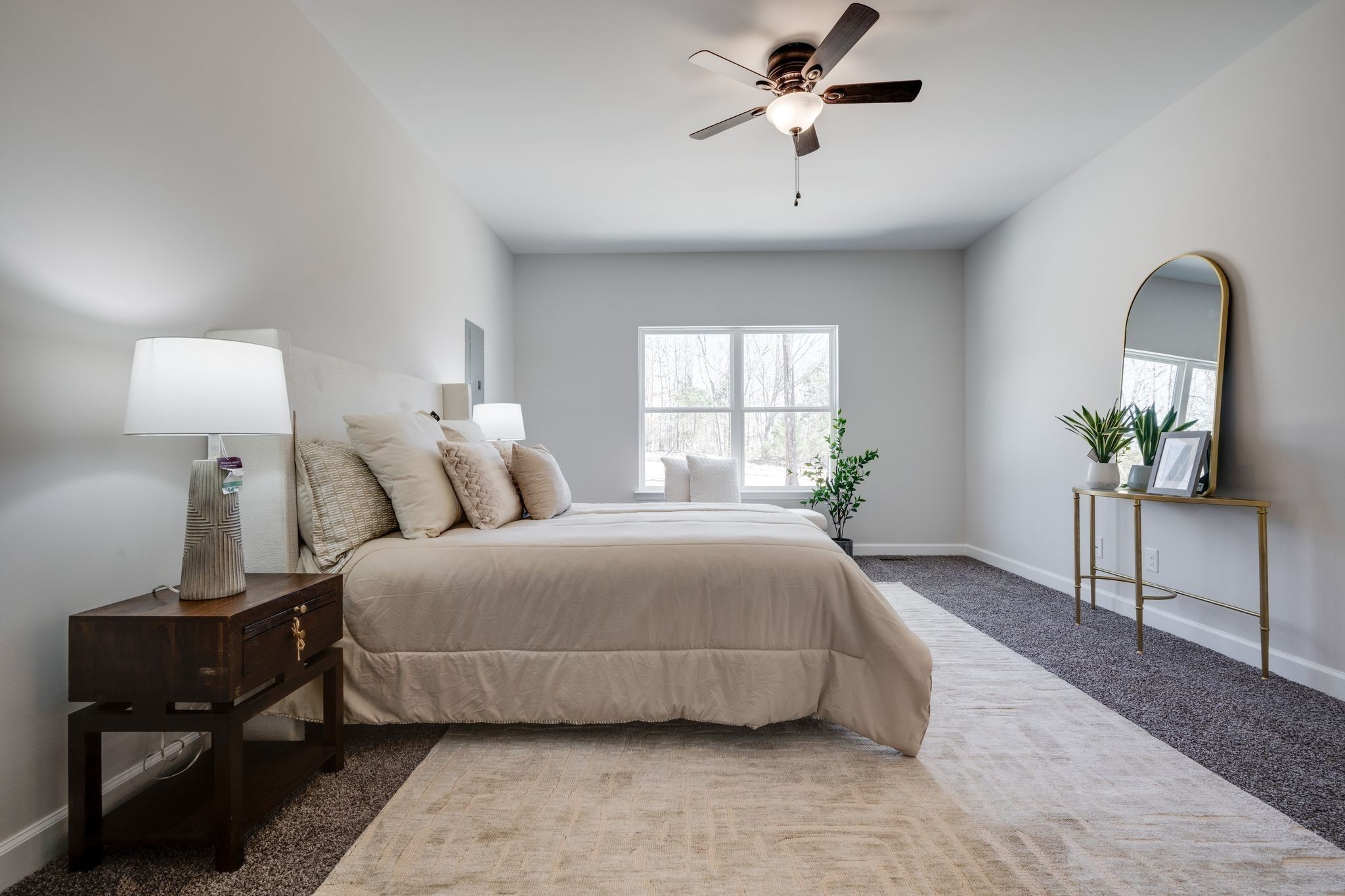 762 Billy Wynn Road Dickson, TN 37055 - Photo 22 of 38 a living room with a bed furniture and a window
