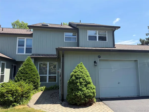 $3,300 | 15 Pond Drive West, Rhinebeck, NY 12572
