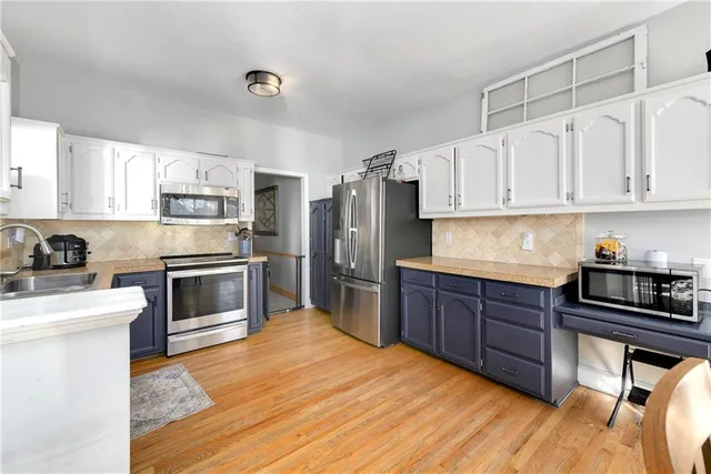 $415,000 | 1919 Southwest 1st Street, Lee's Summit, MO 64081