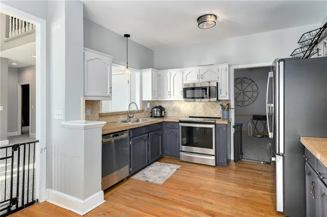 $415,000 | 1919 Southwest 1st Street, Lee's Summit, MO 64081