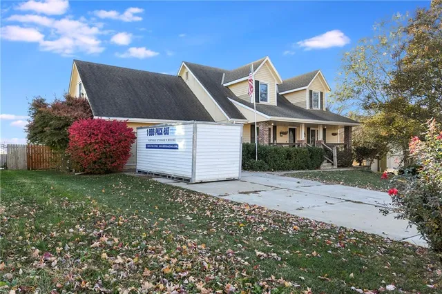 $415,000 | 1919 Southwest 1st Street, Lee's Summit, MO 64081