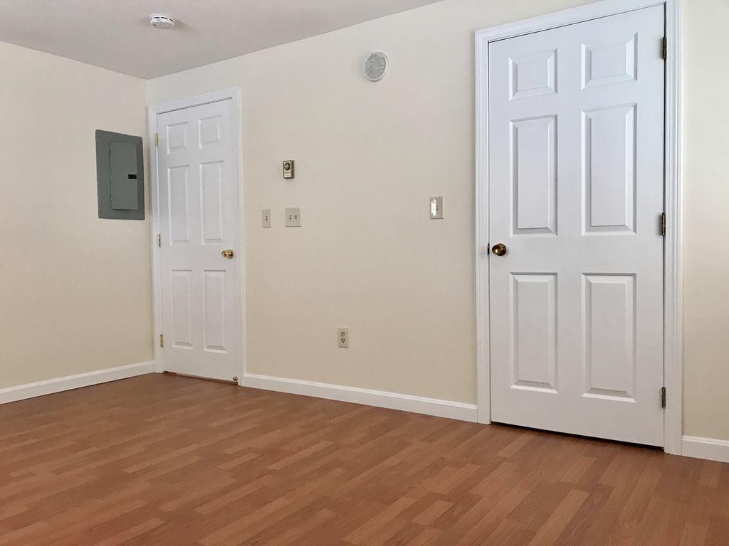 39 Smithwheel Road, Unit 38 Old Orchard Beach, ME 04064 - Photo 7 of 12 5