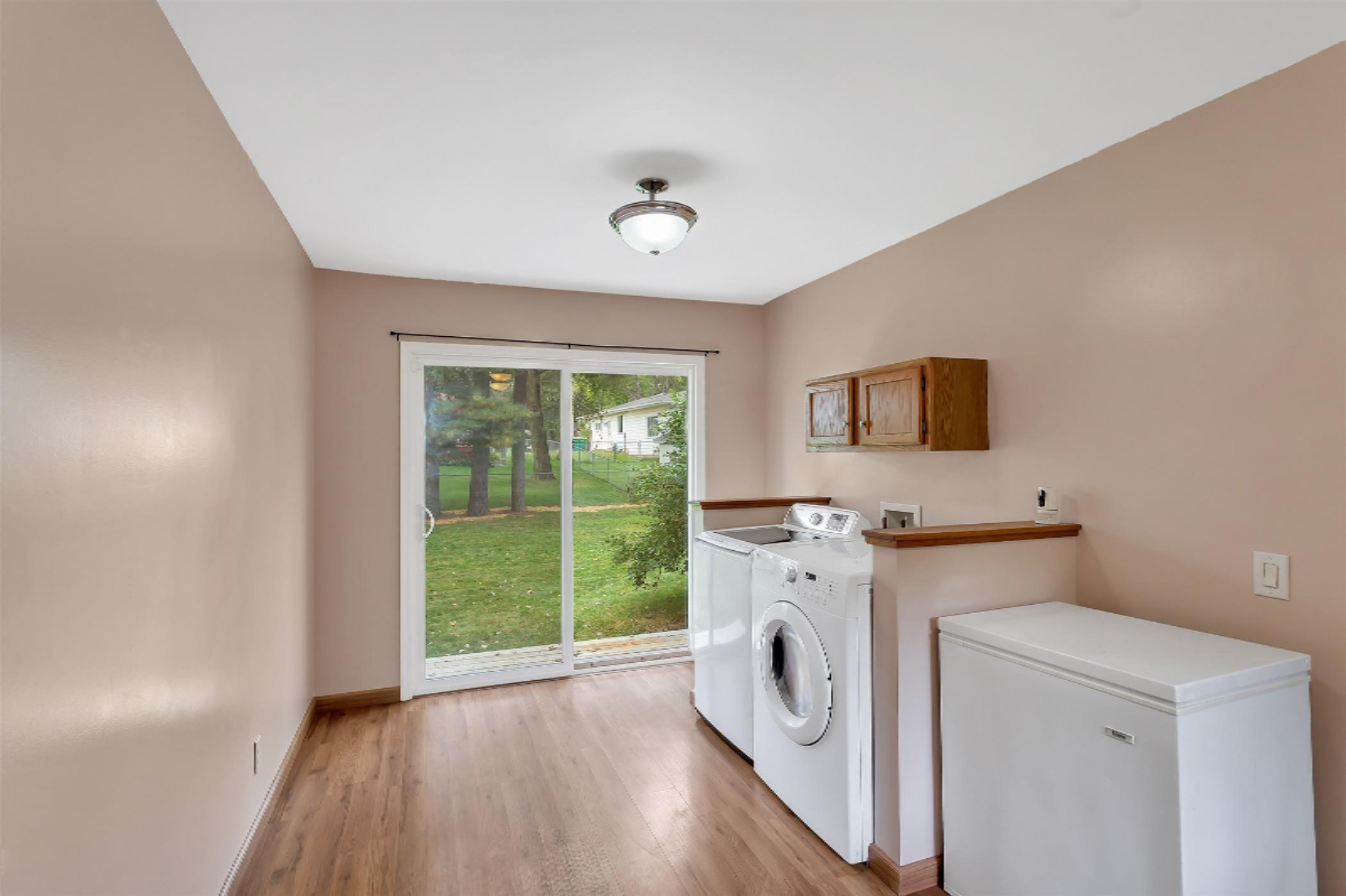 153 Fuller Road Battle Creek, MI 49015 - Photo 20 of 35 20-153 Fuller rd-windowstill-reales